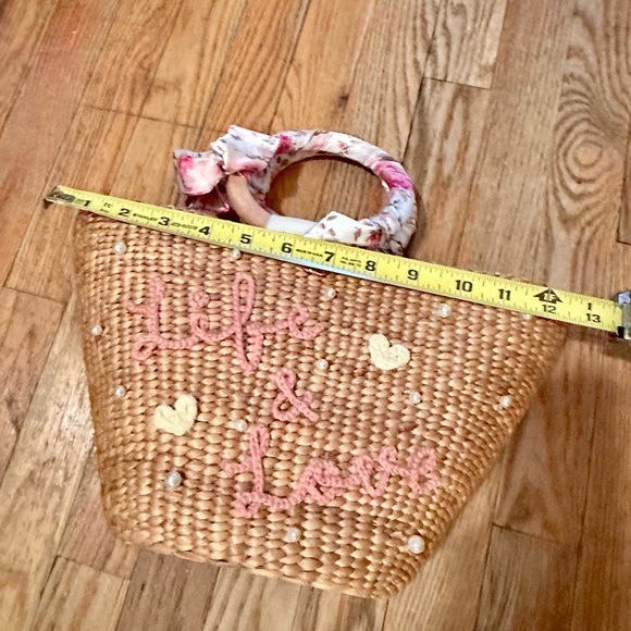 Handcrafted natural wicker bag - Picture 6 of 7